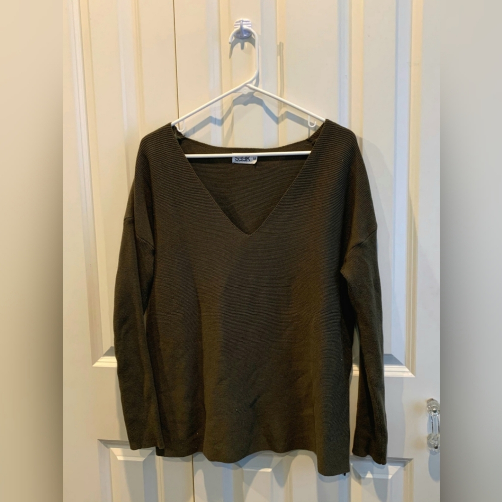 Loose Fit Vintage Sweater